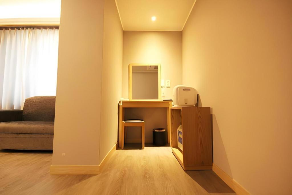 Jeju Sejong Hotel Bagian luar foto