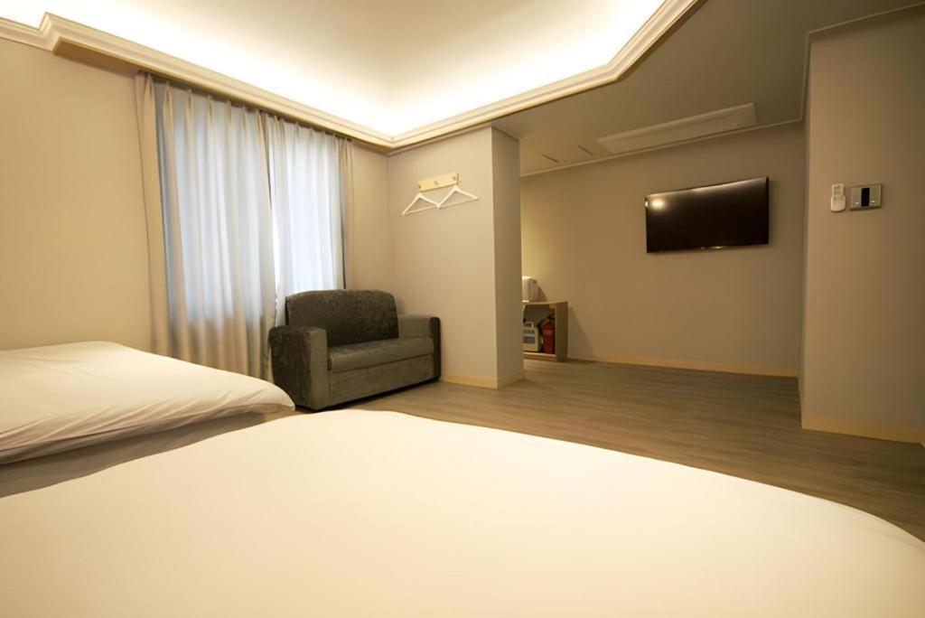 Jeju Sejong Hotel Bagian luar foto