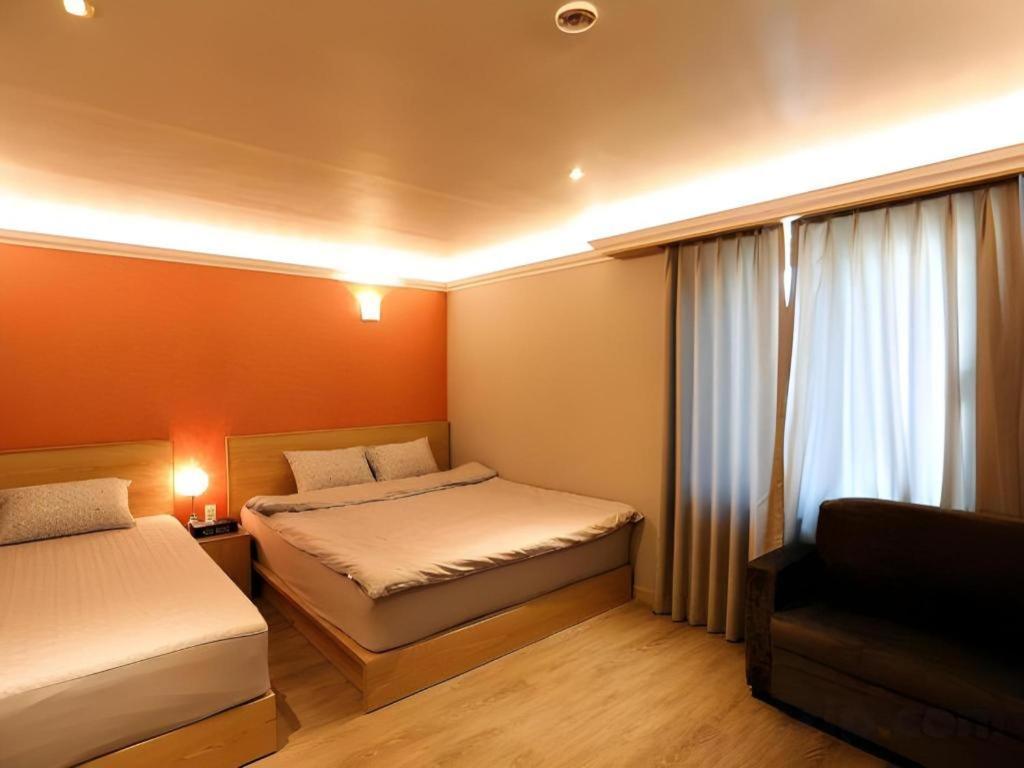 Jeju Sejong Hotel Bagian luar foto